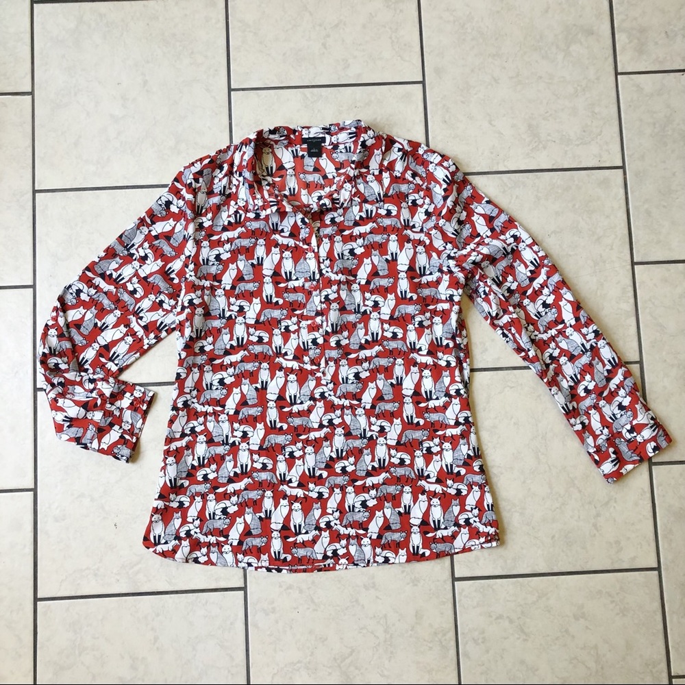 Ann Taylor • orange fox popover button-up blouse, L